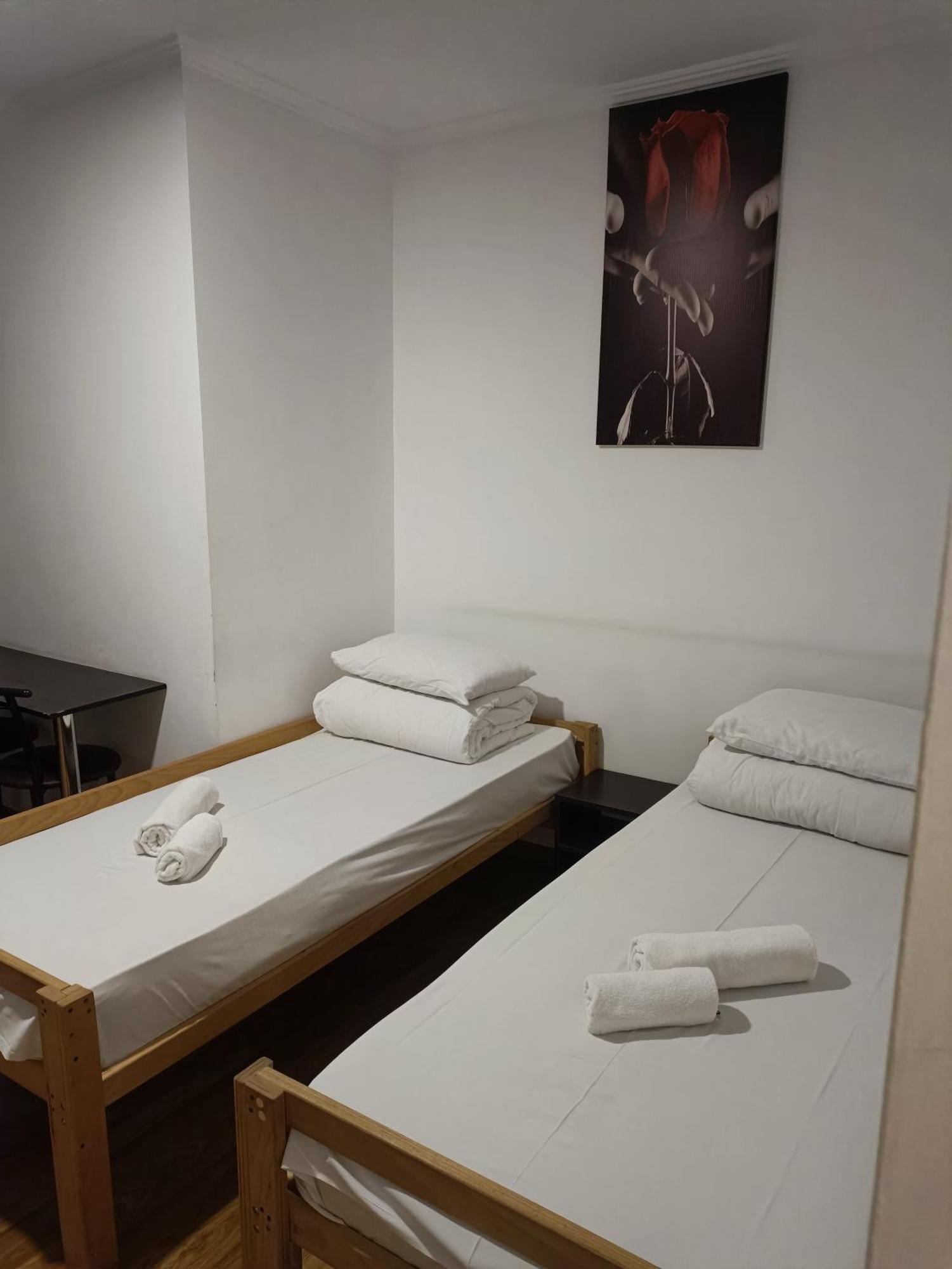 Mirage Hotel Chernivtsi Ngoại thất bức ảnh